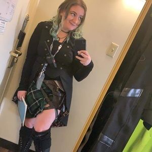 Meet your Posher, Sabrina